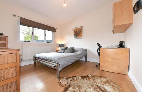 Gorgeous 3BD Cottage in the Heart of Guildford - Foto 9