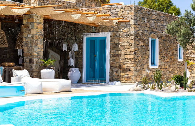 Karkos Beachfront Villa Private pool - Foto 20