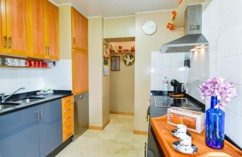 Casa con gran jardín y piscina en Cabarceno - Foto 9