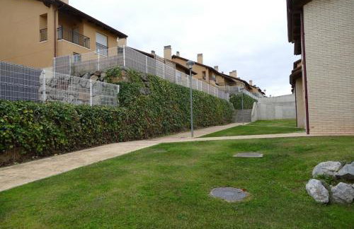 Vino Montaña & jardín Garaje NETFLIX WIFI INCLUIDO, - Foto 13