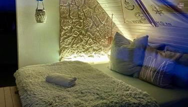 Kleines Apartement mit Dachterrasse und weitem Ausblick - Foto 2