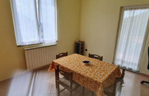 Wayne's house, a short walk to the waterfalls - Foto 12