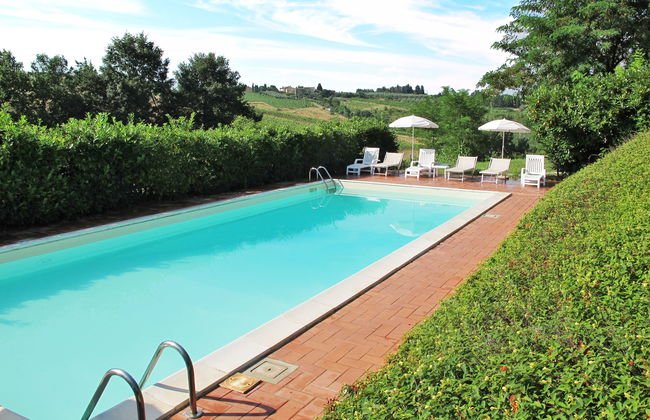 6 bedroom House in Scandicci with private pool and garden - Photo 2