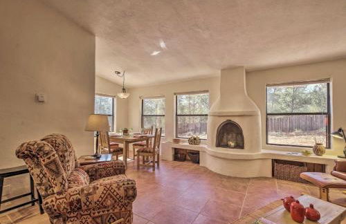 Artists Retreat with Pecos National Park Views! - Foto 3