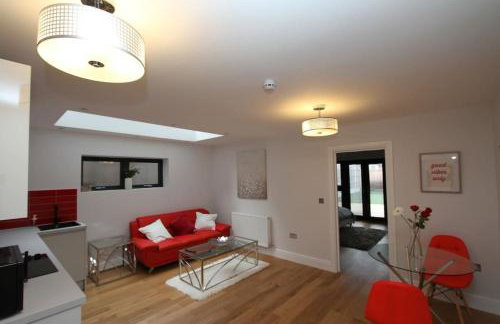 Lovely One Bed Apartment-Near All Transport-Village-FreeParking - Foto 10