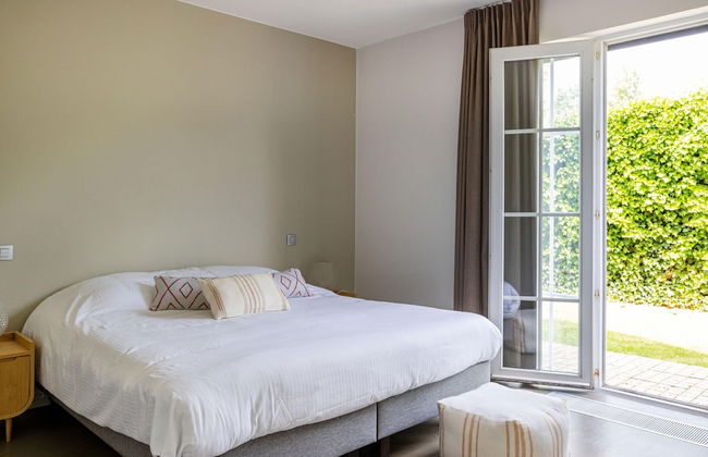 Luxury Villa in Sint-Idesbald with Hot Tub - Photo 8