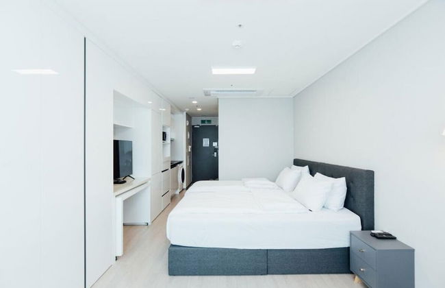 Celeb Stay Songdo - Photo 12