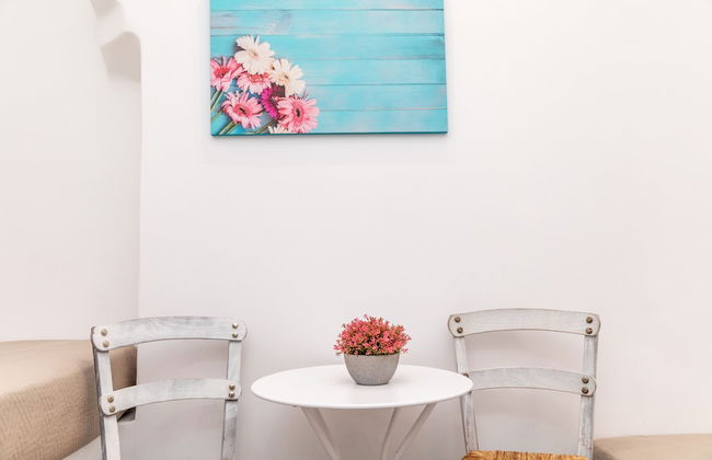 Depis Luxury Suites - Photo 42