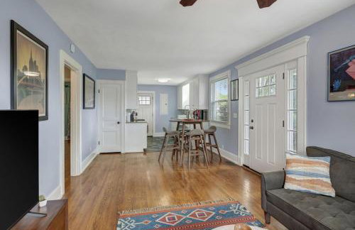 2 BR Home 4 Miles to Broadway Sleeps 4 - Foto 8