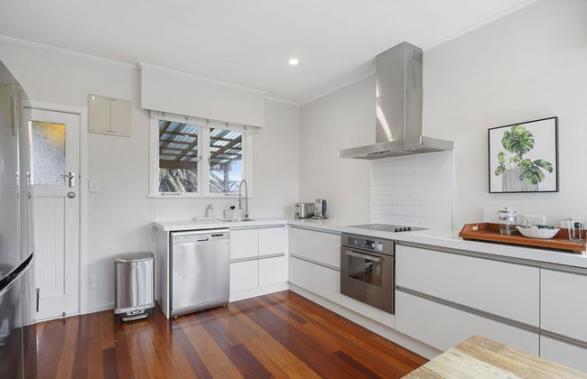 Amazing Home By Beach - Aircon-ed - Foto 17