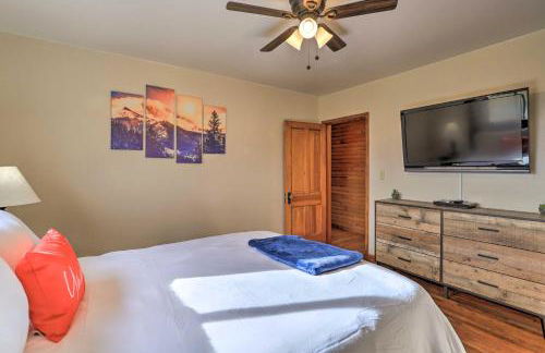 Secluded Cabin with Hot Tub, Game Room and Views! - Foto 17