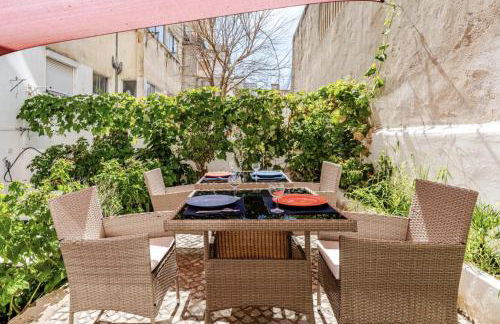 Refreshed apartment with private garden - Foto 12