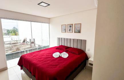 Mansão Climatizada com piscina e churrasqueira - Foto 12