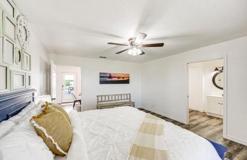 Van Vacation Retreat with Private 300-Acre Lake! - Photo 13