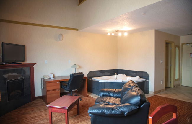 All Stay Suites - Photo 20