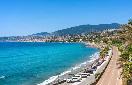 Free Parking Sanremo - Panoramic Terrace with Sea View - Foto 28