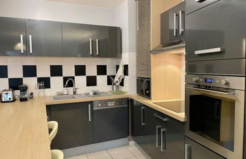 L'idéal Cosy-wifi-Netflix et Garage - Foto 18