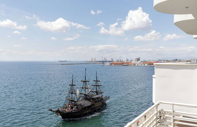 Infinity & Beyond seafront apartments - Foto 46