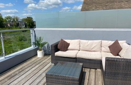 HM111 Penthouse Apartment with Lake View & free Spa Access- Lower Mill Estate Cotswolds - Foto 5