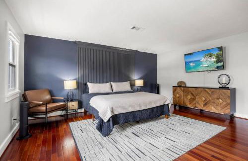 NEW Calle De Santiago in the Heart of Pensacola! - Foto 2