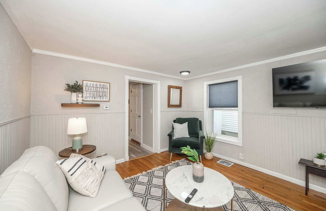 The Covington Cottage Modern 2 BDR Charmer - Foto 14