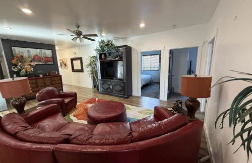 Cozy & Comfy Mountain-View Home Airport 15 min - Foto 12