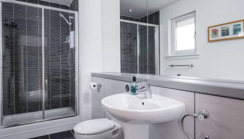 The Stirling Penthouse - Free Parking - Foto 4