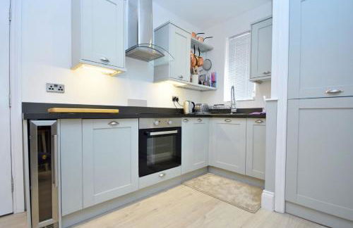 Sparrow Cottage - Westbourne - Photo 7