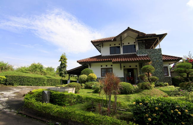 Villa ChavaMinerva Dima - Ciater - Photo 1