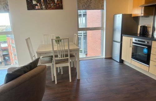 Comfortable 2-Bedroom Flat close Etihad and Coop Live - Photo 11