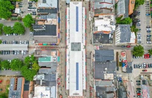 Huge Retrea w Rooftop Deck Stay At Farmers Market - Foto 54