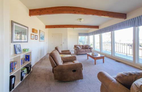 Fishermens Paradise in Coos Bay Walk to Beach! - Foto 3