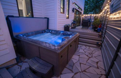 3 bed 3 bath Modern Luxury Home with Hot Tub and Rooftop Patio - Foto 22