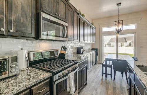 Year-Round Outdoor Fun Spacious Retreat in Iona - Foto 9