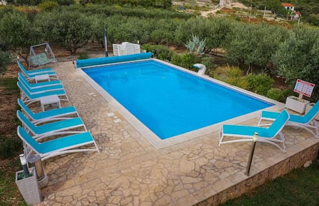 Exclusive Elegant Villa With Pool in Kastel Novi - Foto 29