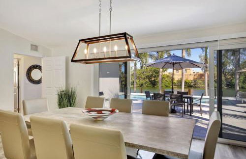 Lakefront Family Fun Home with Private Dock 3BR 2B - Foto 42