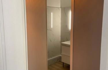 magnifique Duplex avec 2 chambres et parking gratuit - Foto 16