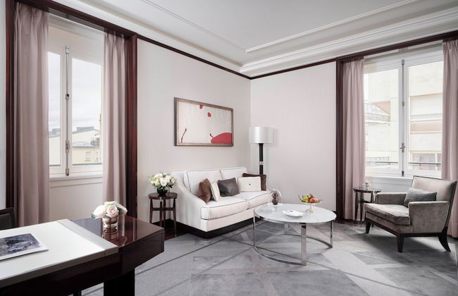 The Peninsula Paris - Photo 22