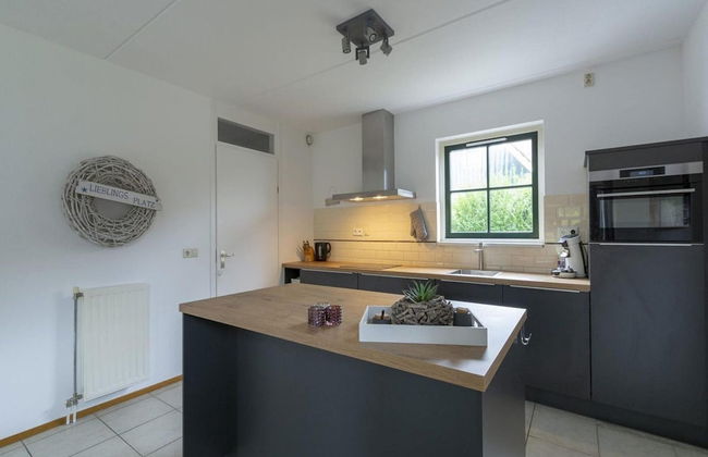 Stylish and Modern Furnished Holiday Villa - Foto 64