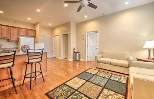 Cozy Couples Getaway Less Than 2 Mi to Lake Michigan! - Foto 2