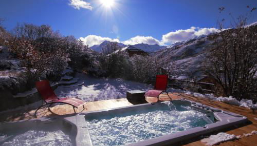 Chalet le Chantelevent for 24 Guests - Slope Views, Pool & Jacuzzi - Foto 3