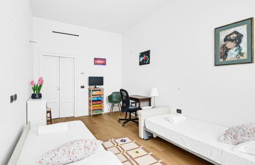 Luxury Penthouse - 5 min to Duomo - Photo 14