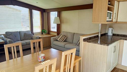 2 Bedroom Static Caravan C3 on quiet park near Talacre and Prestatyn Pet Friendly - Foto 2