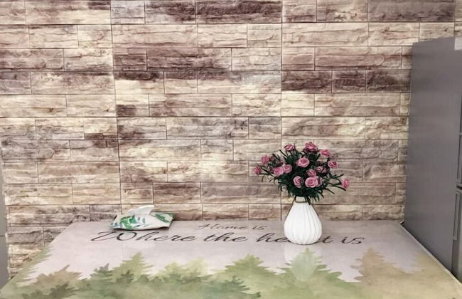 SHINE INN - Photo 16