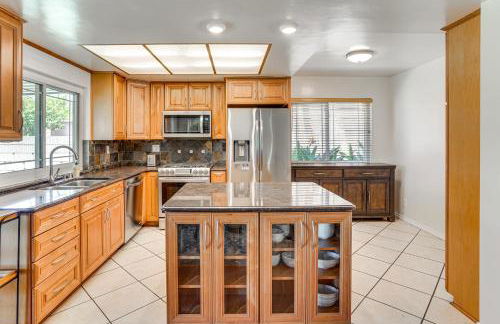 Huntington Beach Home Fire Pit, Grill and More! - Foto 3