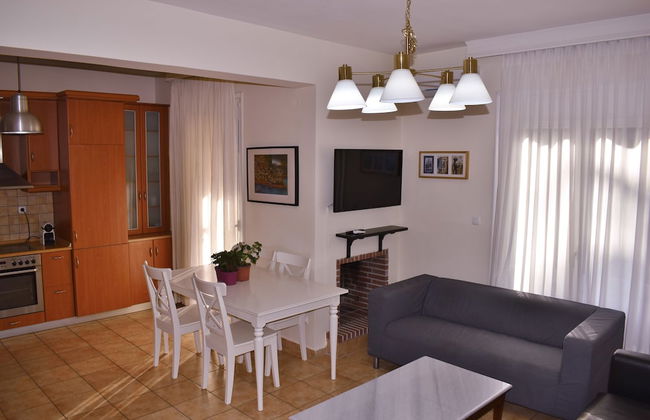 Kripis House - Photo 18