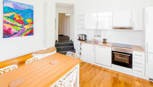 SecondHome Stuttgart - Very nice apartment near historic city centre at Blumenstr 58 in Esslingen am Neckar - W2 - Foto 2