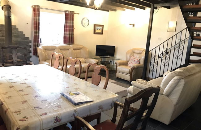 Cottage on Exmoor - Sleeps 8 & Parking - Foto 9