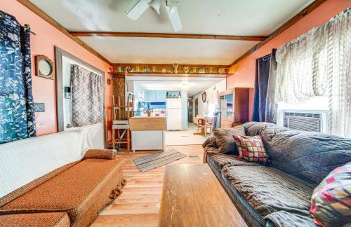 Andover Home Near State Park with Patio and Yard! - Foto 5