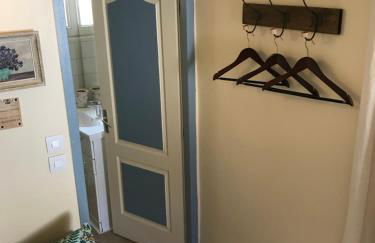 Simone's Tiny House - Photo 12